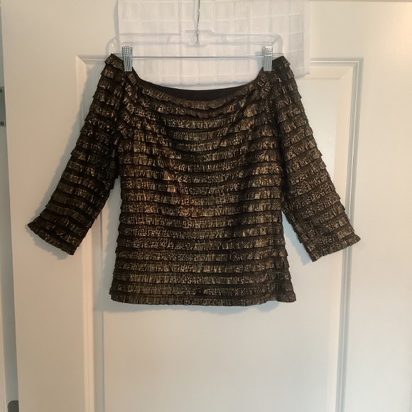 Frank Lyman Design Ladies Lined Ruffle Top Black/ Gold Size USA 8 - Picture 2 of 5
